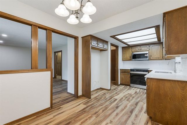 733 Mallard Avenue, Edmond, OK 73003