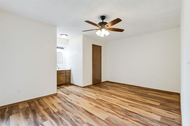 733 Mallard Avenue, Edmond, OK 73003