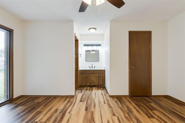 733 Mallard Avenue, Edmond, OK 73003