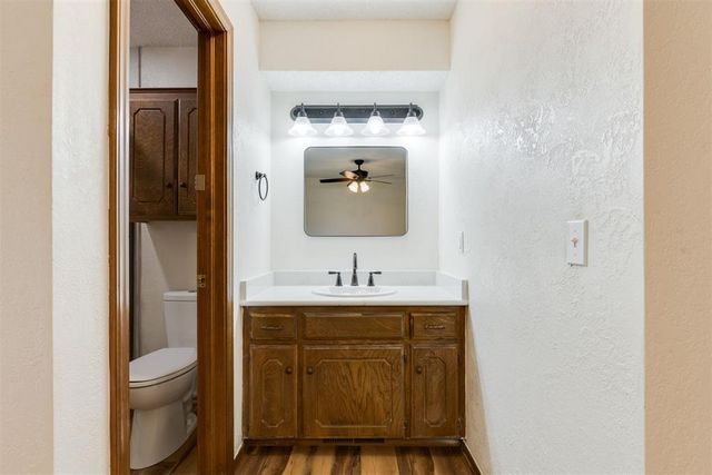 733 Mallard Avenue, Edmond, OK 73003