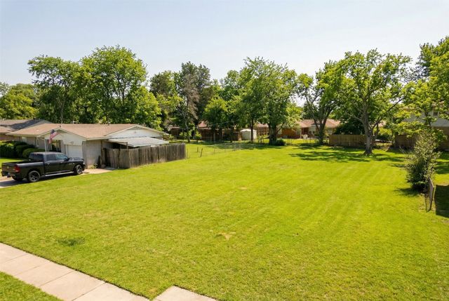 468 Pittman Street, Richardson, TX 75081