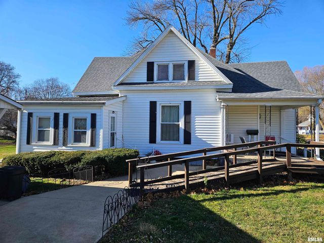 211 W MULBERRY, San Jose, IL 62682