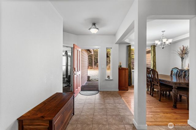 36427 2nd Avenue E, Roy, WA 98580