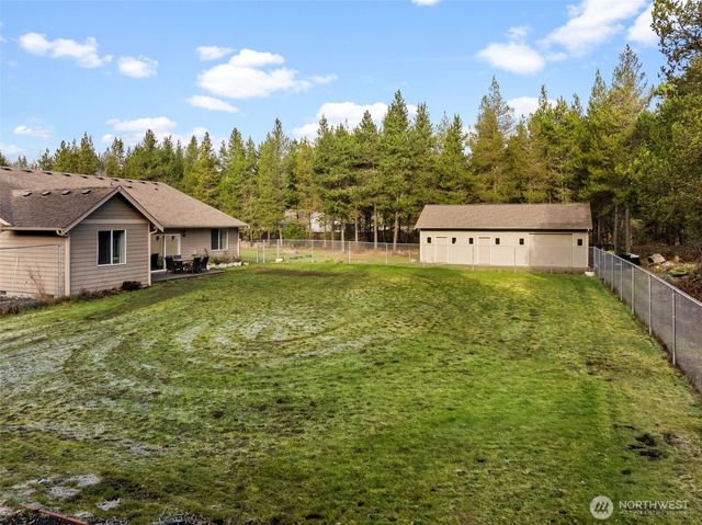 36427 2nd Avenue E, Roy, WA 98580