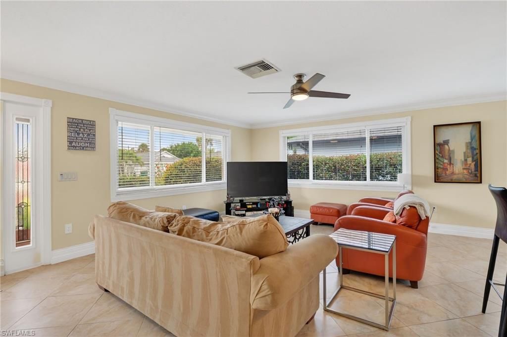 533 98th AVE N, NAPLES, FL 34108 — photo 4