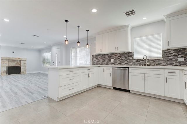 14537 Wyandotte, Van Nuys, CA 91405
