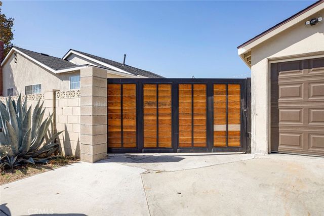 14537 Wyandotte, Van Nuys, CA 91405