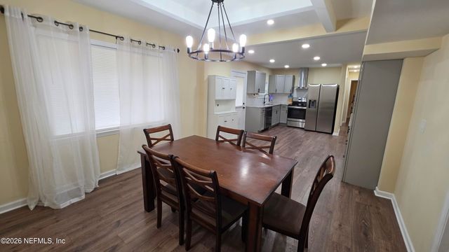 86060 HILL VALLEY Avenue, Yulee, FL 32097