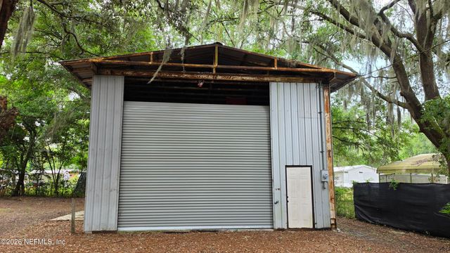 86060 HILL VALLEY Avenue, Yulee, FL 32097