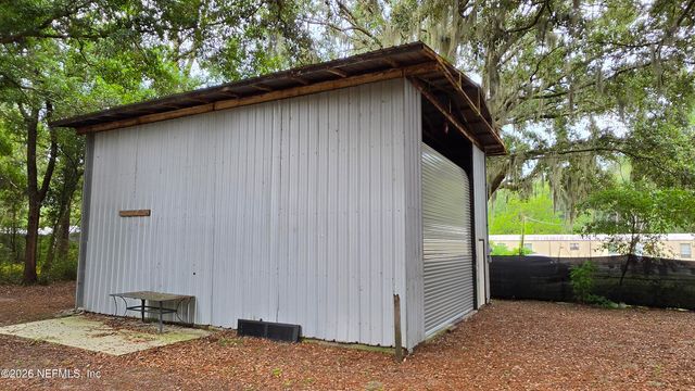 86060 HILL VALLEY Avenue, Yulee, FL 32097