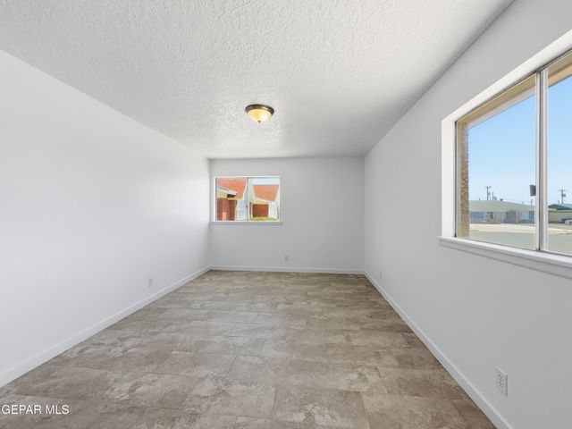 5317 CORNELL Avenue, El Paso, TX 79924