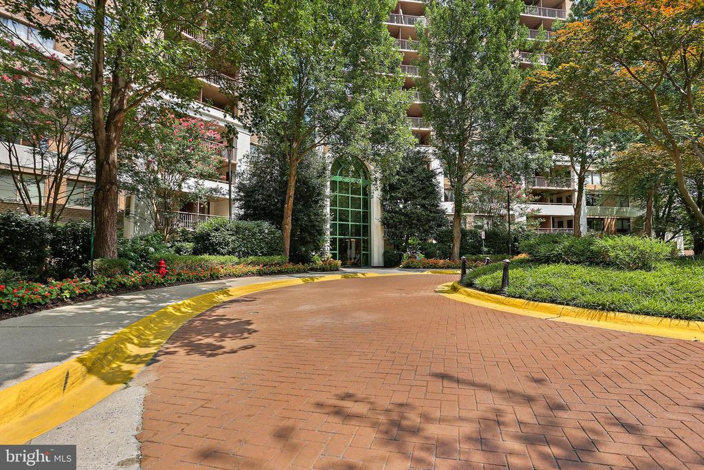 10101 GROSVENOR PL #1110, Rockville, MD 20852