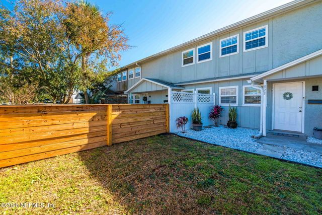 828 CAVALLA Road, Atlantic Beach, FL 32233