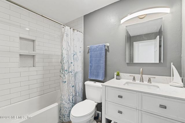 828 CAVALLA Road, Atlantic Beach, FL 32233