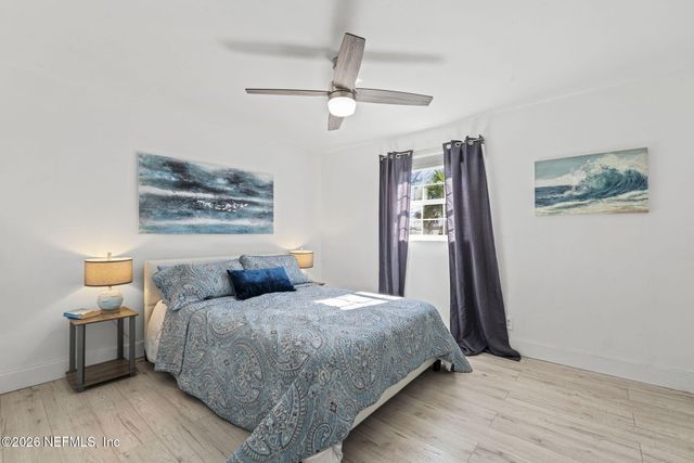 828 CAVALLA Road, Atlantic Beach, FL 32233