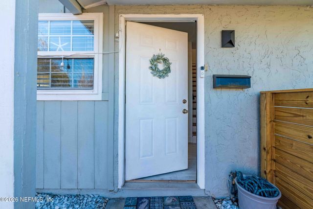 828 CAVALLA Road, Atlantic Beach, FL 32233