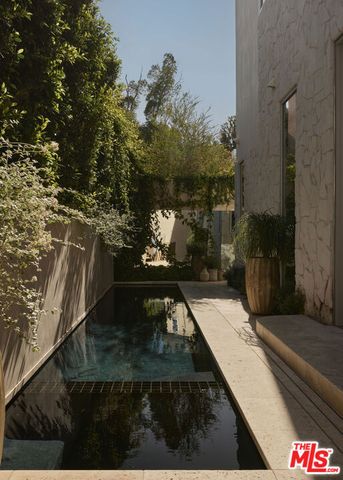 8164 Waring Avenue, Los Angeles, CA 90046