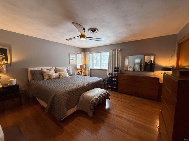 1105 W Clark Street, Berne, IN 46711