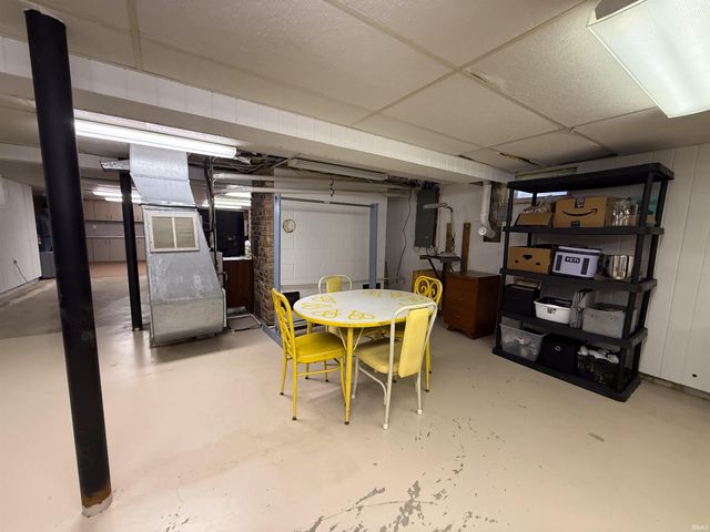 1105 W Clark Street, Berne, IN 46711