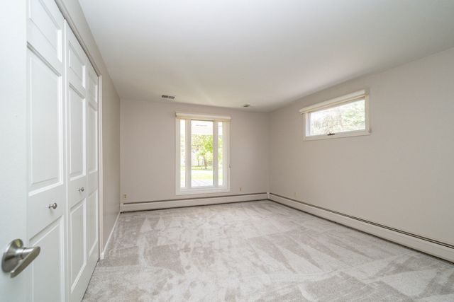 34150 Hunters Row, Farmington Hills, MI 48331