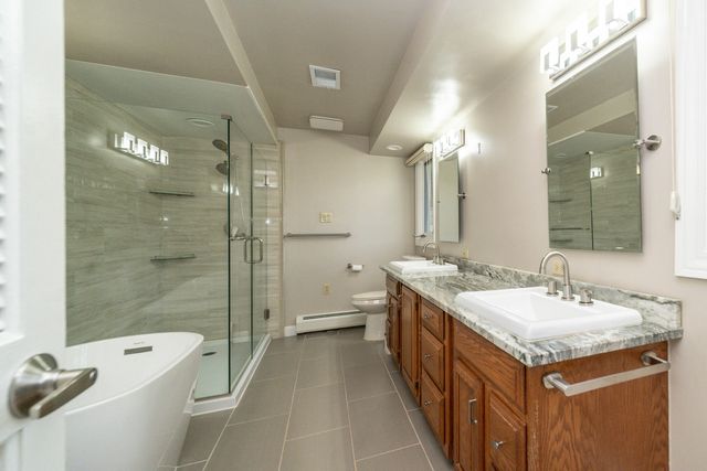 34150 Hunters Row, Farmington Hills, MI 48331