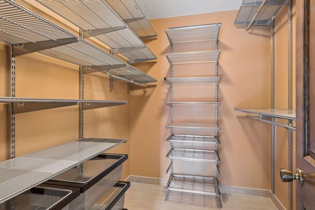 16787 Whittington Walk, Eden Prairie, MN 55346