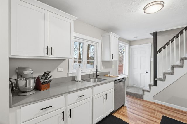 65 River Road, Concord, NH 03303