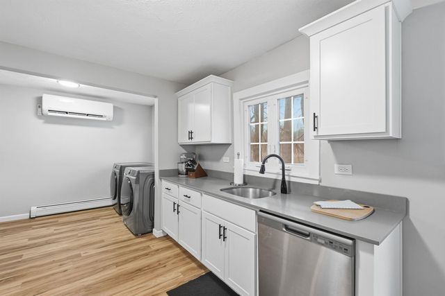 65 River Road, Concord, NH 03303