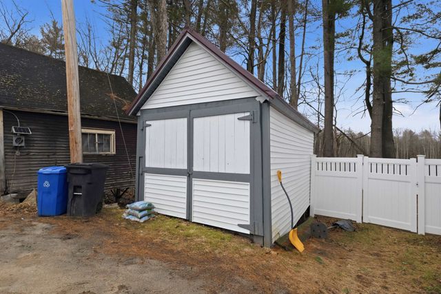 65 River Road, Concord, NH 03303