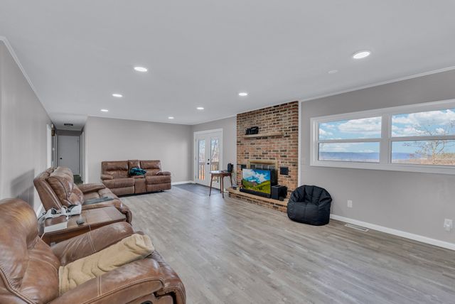 362 Vandy Cir, Sparta, TN 38583