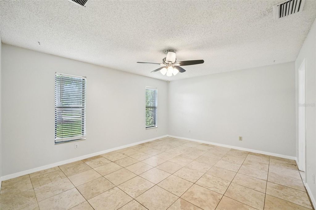 Image 18 of property listing at 3109 LAKE VALENCIA LN E, Palm Harbor, FL 34684