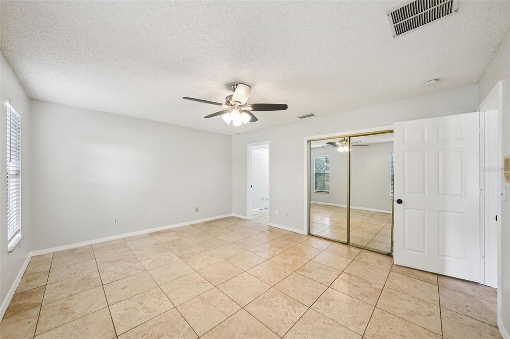 Image 19 of property listing at 3109 LAKE VALENCIA LN E, Palm Harbor, FL 34684