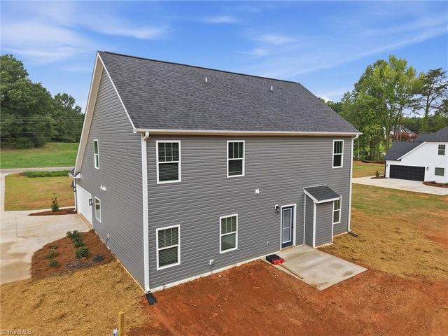 5918 N Church Street, Greensboro, NC 27455