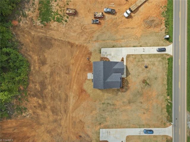 5918 N Church Street, Greensboro, NC 27455