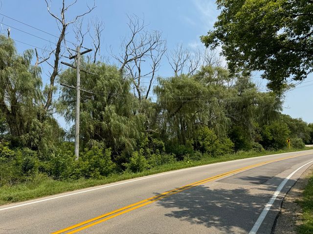 NA McGuire Road, Harvard, IL 60033