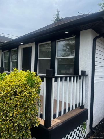 146 Penataquit Avenue, Bay Shore, NY 11706