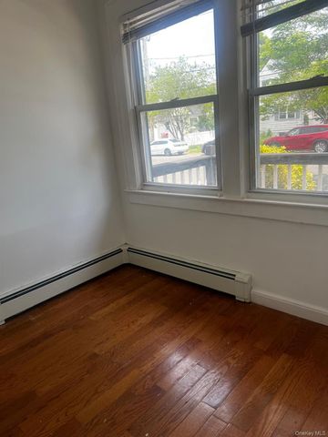 146 Penataquit Avenue, Bay Shore, NY 11706