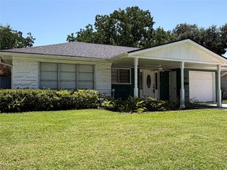 922 Hector Avenue, Pasadena, TX 77502