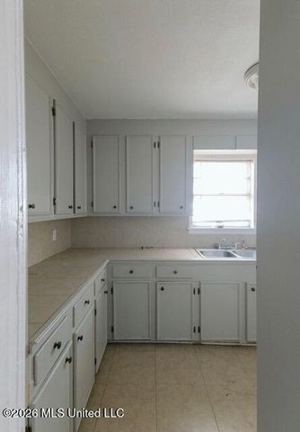3264 Pauline Drive, Pearl, MS 39208