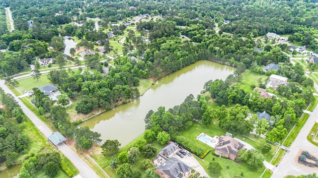 12126 Pin Oak Drive, Magnolia, TX 77354
