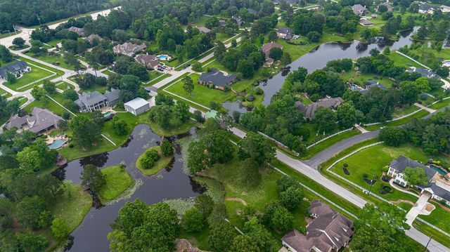 12126 Pin Oak Drive, Magnolia, TX 77354