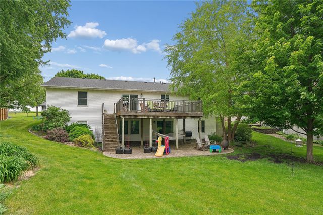 403 E 28th Street S, Newton, IA 50208