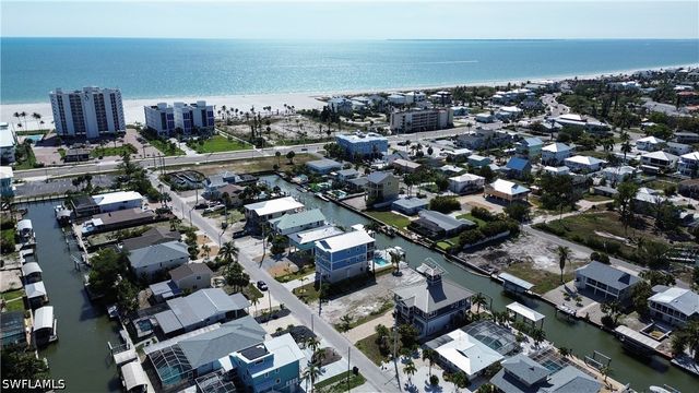 189 Curlew ST, Fort Myers Beach, FL 33931
