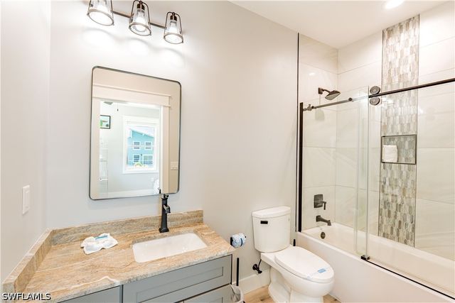 189 Curlew ST, Fort Myers Beach, FL 33931