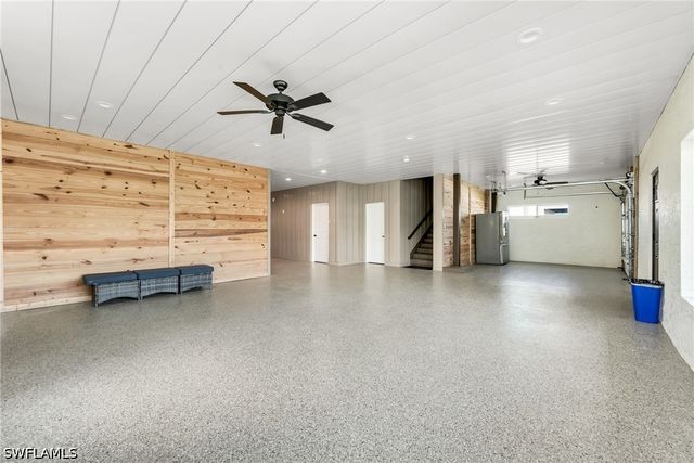 189 Curlew ST, Fort Myers Beach, FL 33931