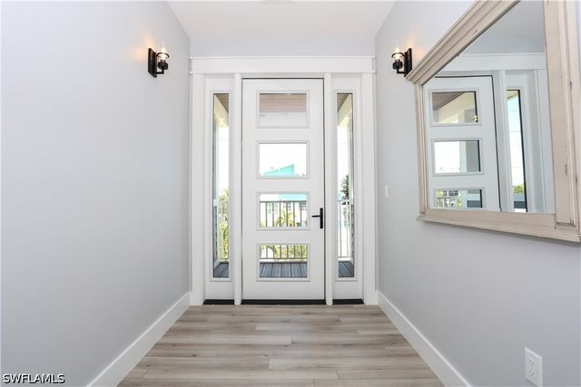 189 Curlew ST, Fort Myers Beach, FL 33931