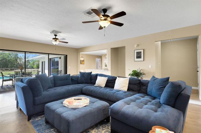 126 WOODSIDE DRIVE, Lakeland, FL 33813