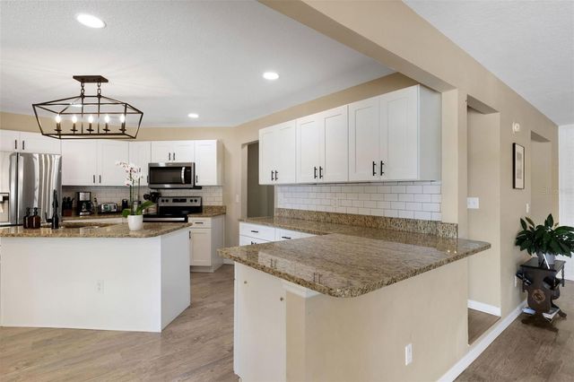 126 WOODSIDE DRIVE, Lakeland, FL 33813