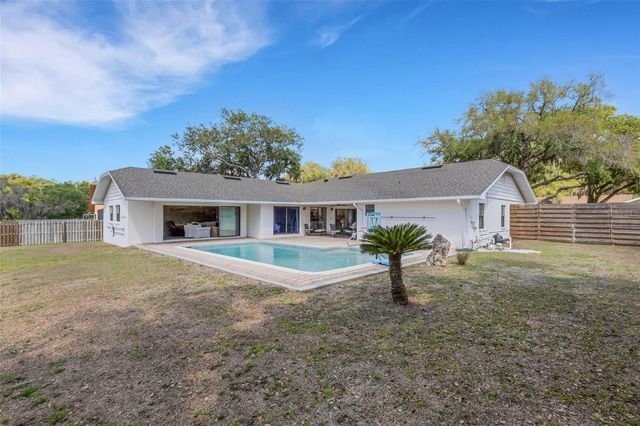 126 WOODSIDE DRIVE, Lakeland, FL 33813