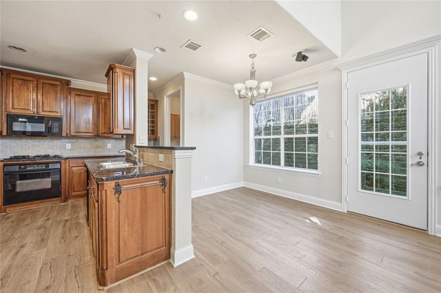 2501 Corbeau Drive, Irving, TX 75038